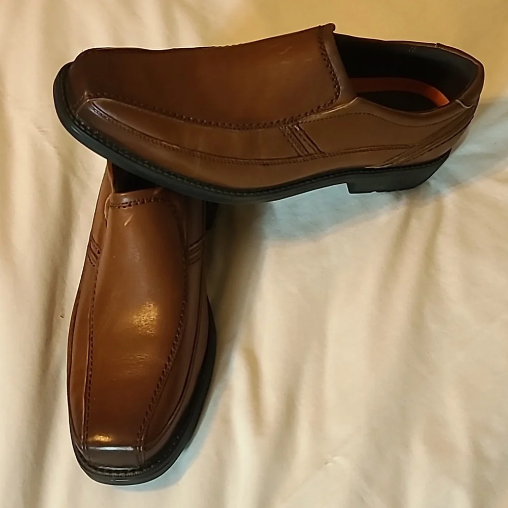 Men’s Rockport Slip on Leather Walking Dress Shoe 12